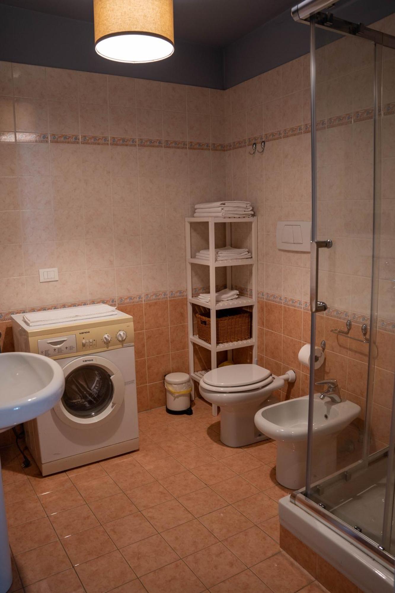 Canard Suite Bologna Phòng bức ảnh